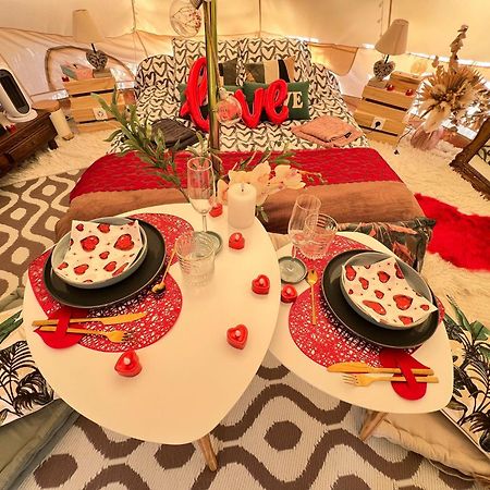 Love Room Tente Lodge Spa Mfg Chez C&C, Exclusivement Reservee Aux Adultes Cantaron 外观 照片