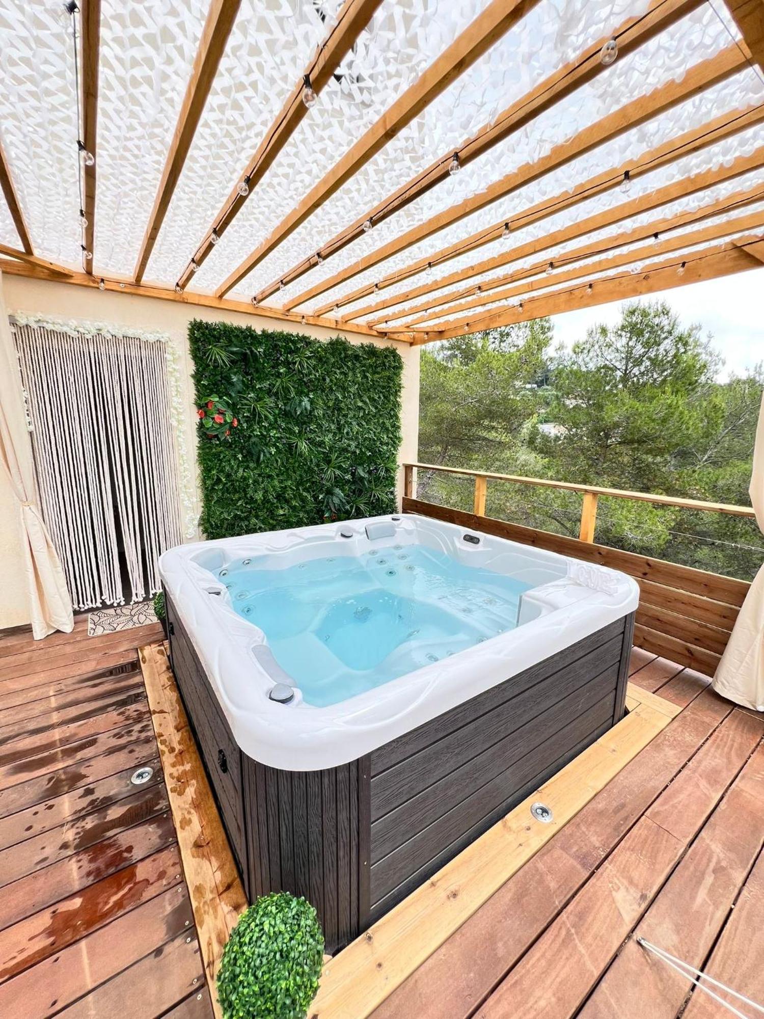 Love Room Tente Lodge Spa Mfg Chez C&C, Exclusivement Reservee Aux Adultes Cantaron 外观 照片