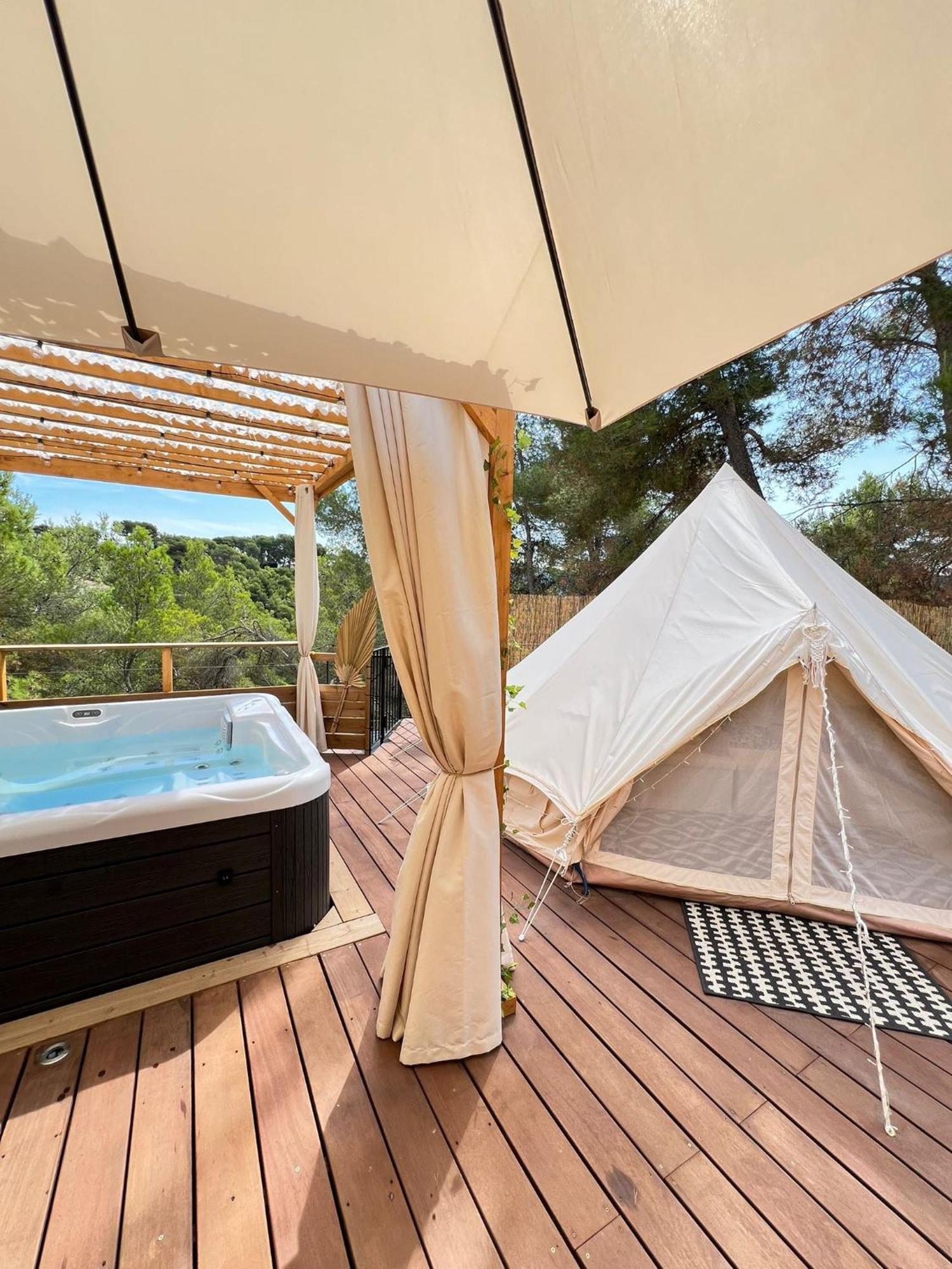 Love Room Tente Lodge Spa Mfg Chez C&C, Exclusivement Reservee Aux Adultes Cantaron 外观 照片