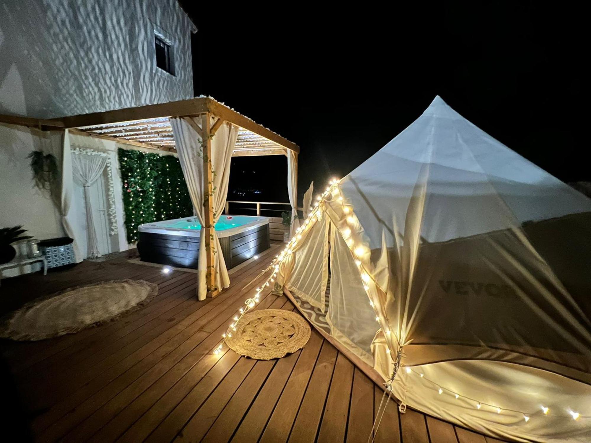 Love Room Tente Lodge Spa Mfg Chez C&C, Exclusivement Reservee Aux Adultes Cantaron 外观 照片