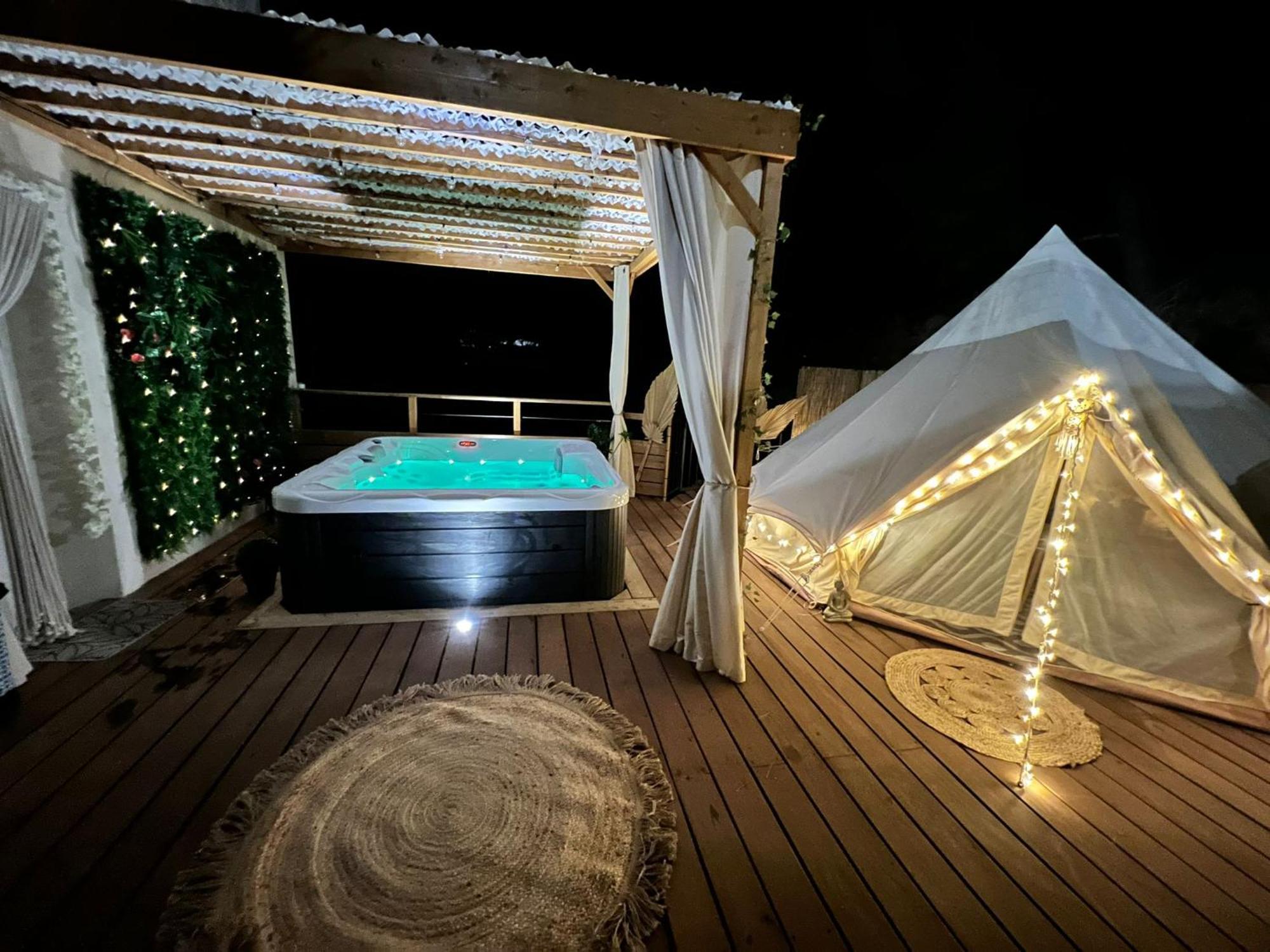 Love Room Tente Lodge Spa Mfg Chez C&C, Exclusivement Reservee Aux Adultes Cantaron 外观 照片