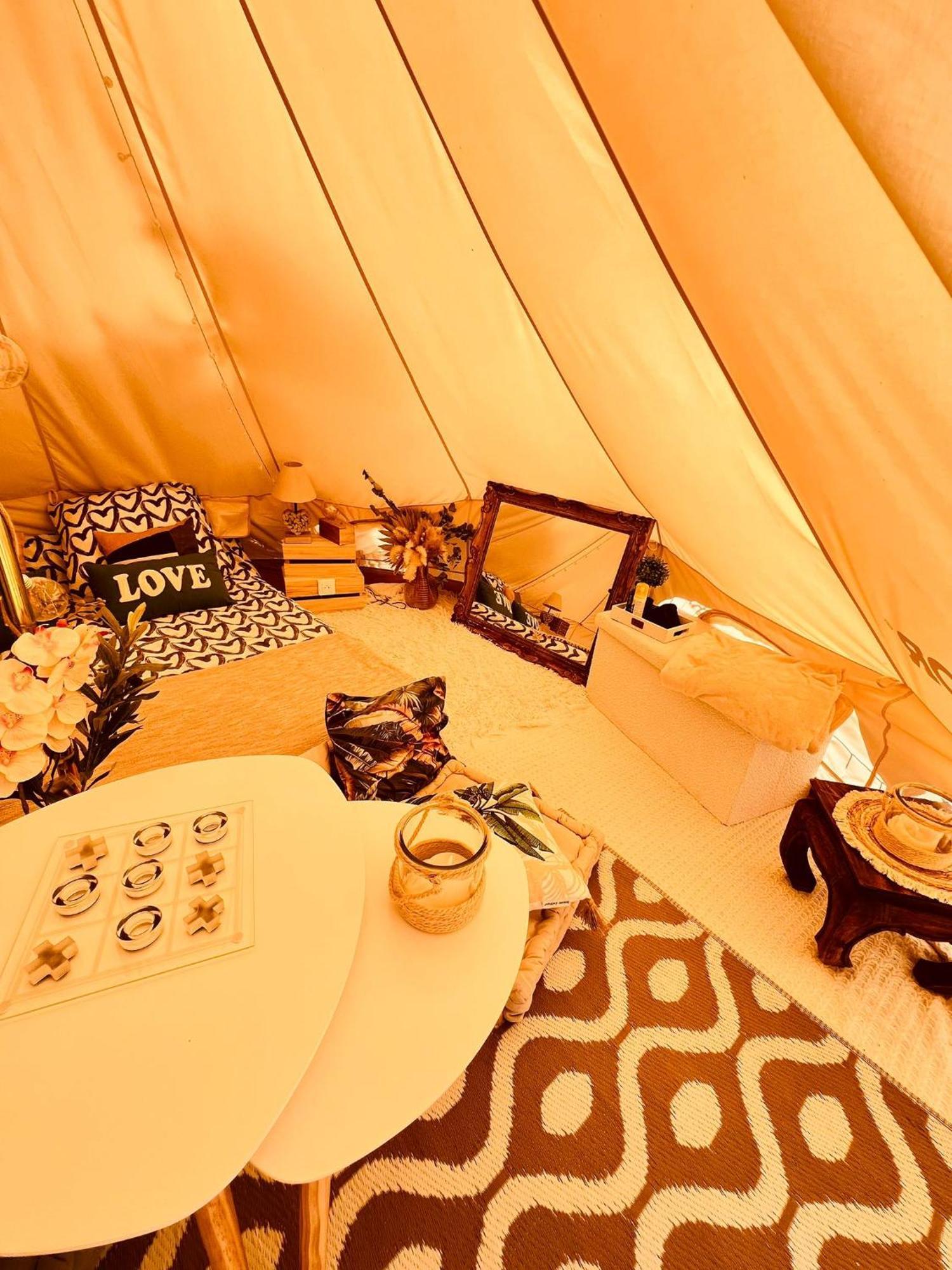 Love Room Tente Lodge Spa Mfg Chez C&C, Exclusivement Reservee Aux Adultes Cantaron 外观 照片